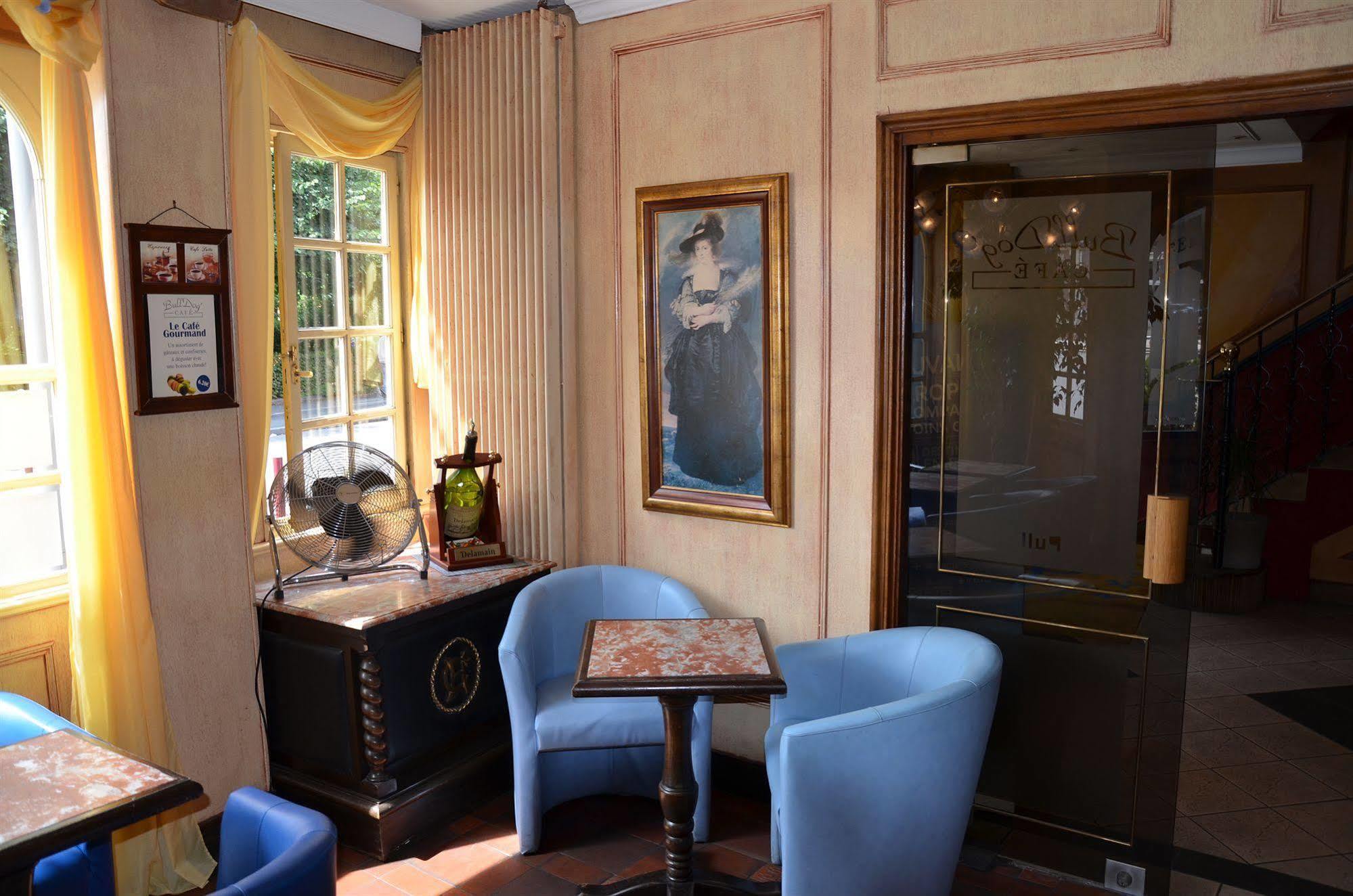 Hotel Chenal 3*